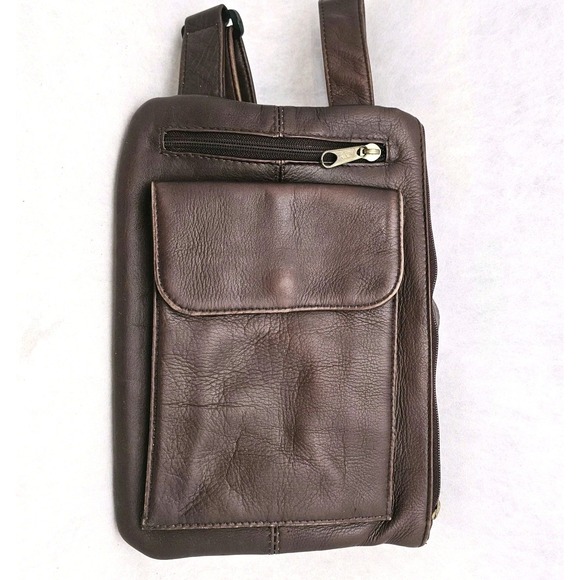 HOBO Handbags - EUC Vtg HOBO International Brown Leather Crossbody Organizer Bag Made n Colombia